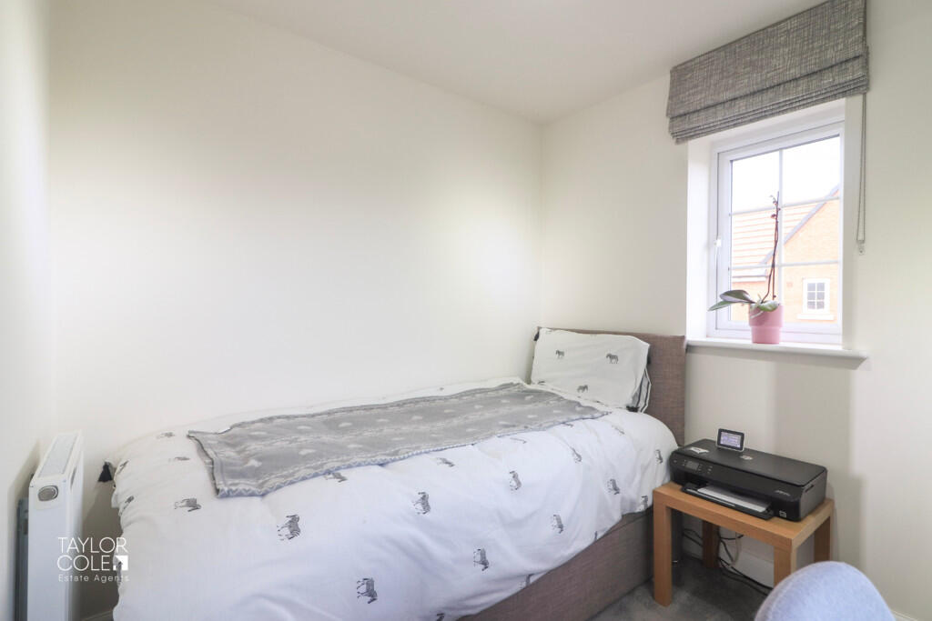 Additional property image - Bennet Close, Tamworth