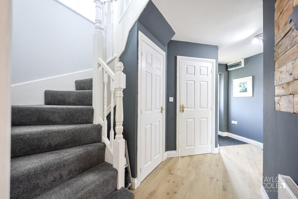 Additional property image - School Walk, Tamworth