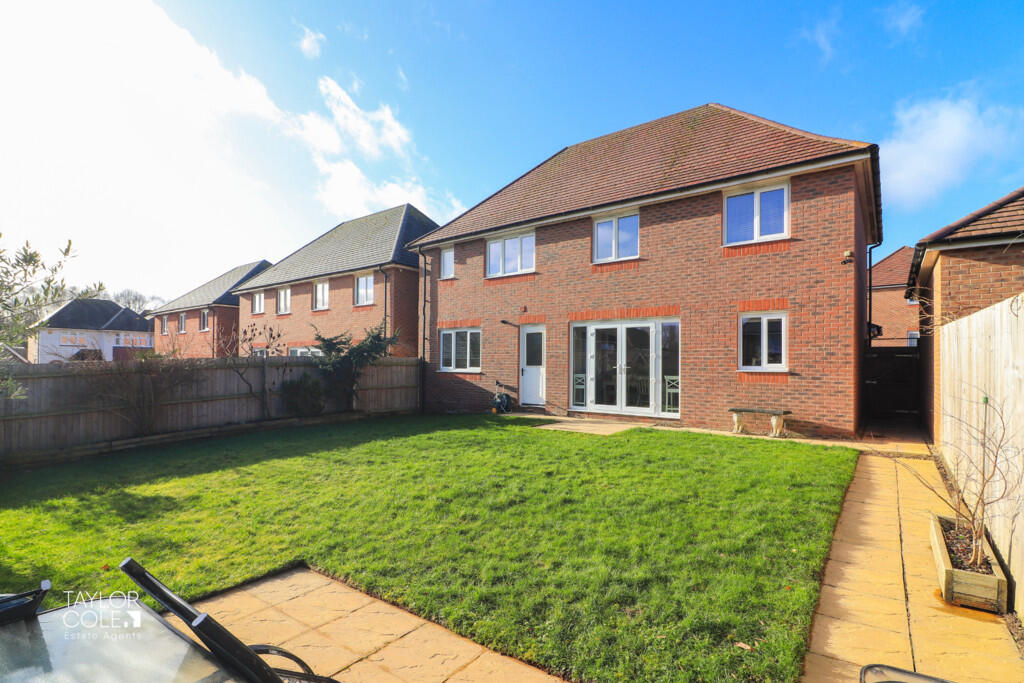 Additional property image - Alstonefield Close, Amington