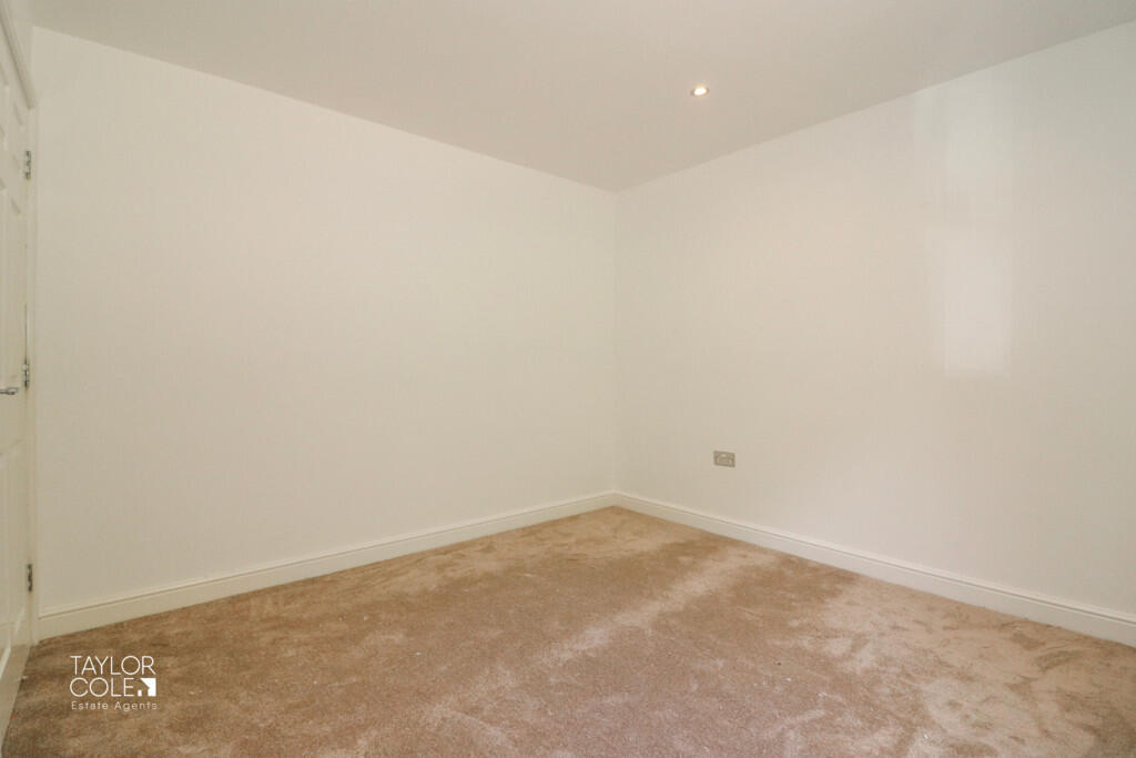 Additional property image - Ravenswood Gardens, Wilnecote