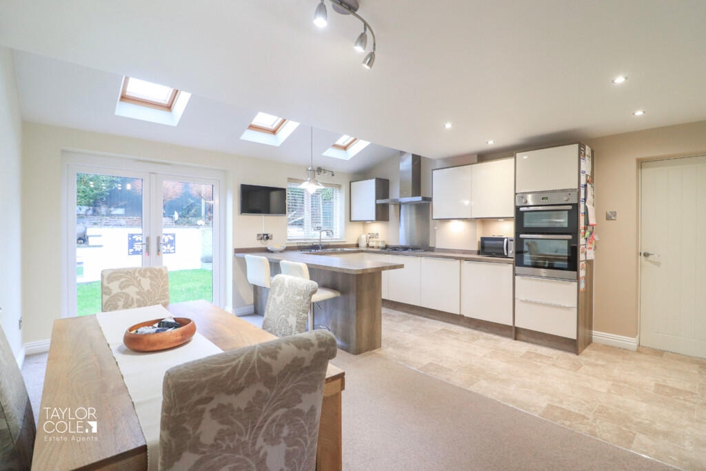 Additional property image - Flora Close, Perrycrofts