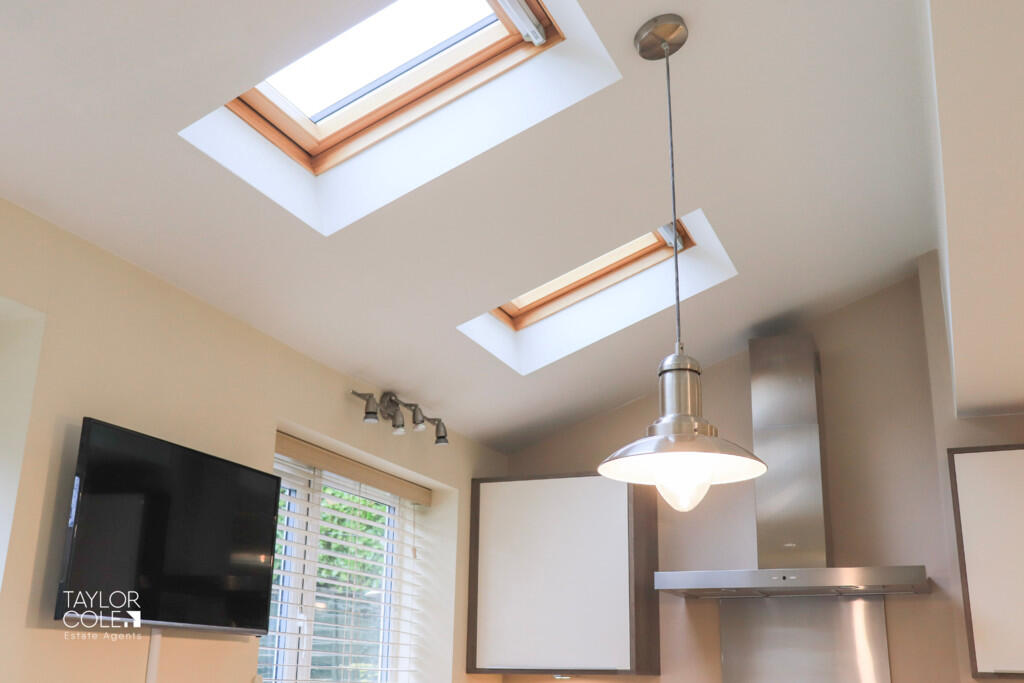 Additional property image - Flora Close, Perrycrofts