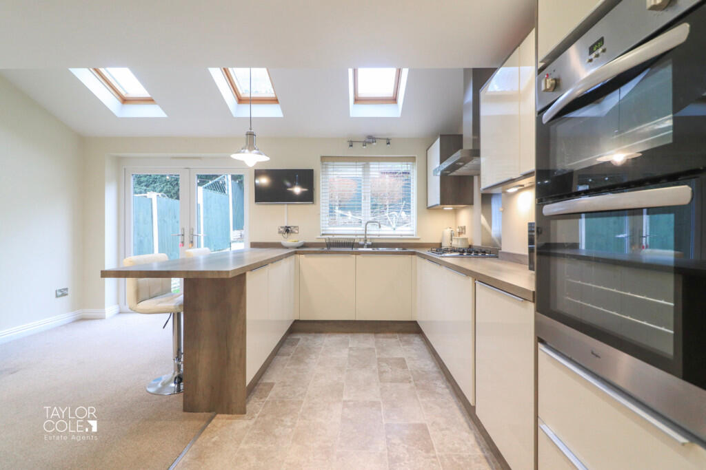 Additional property image - Flora Close, Perrycrofts