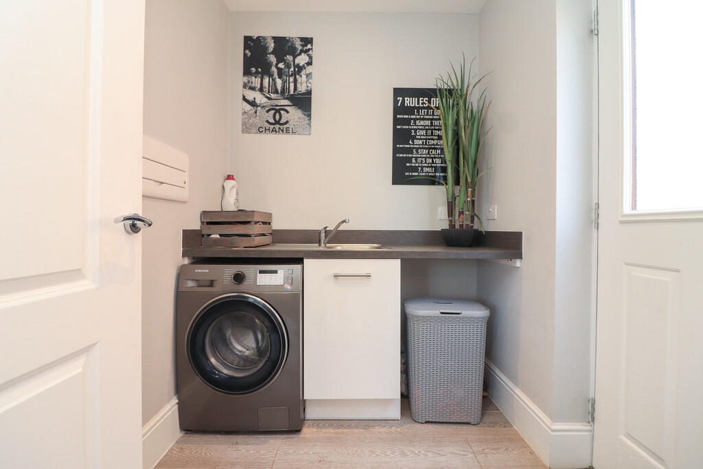 Additional property image - Ellastone Way, Amington