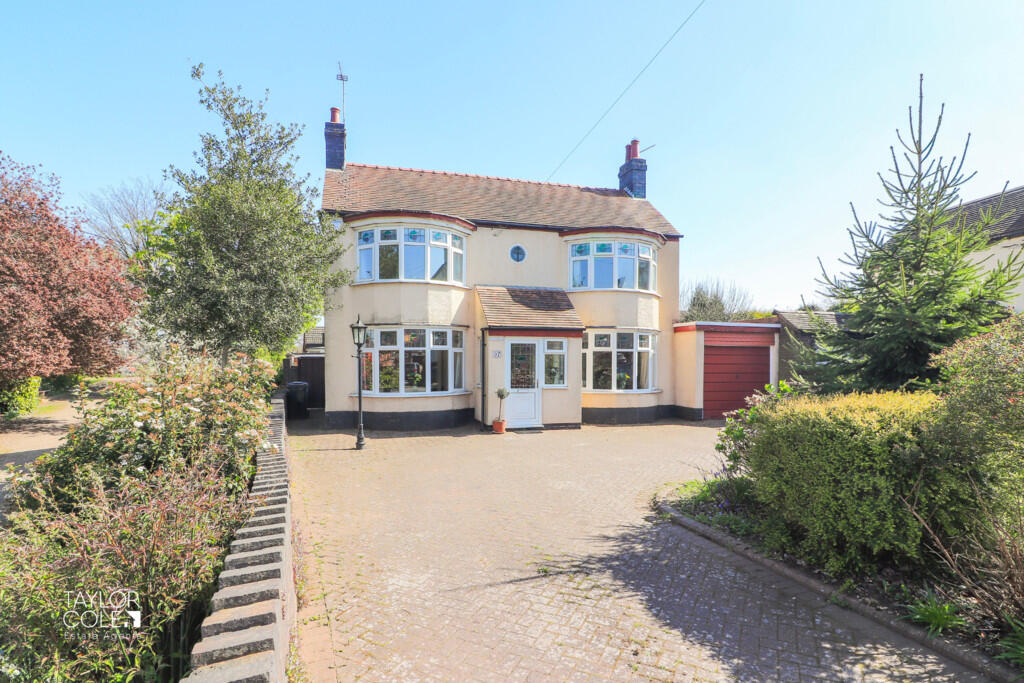 Main image of property: High Street, Dosthill
