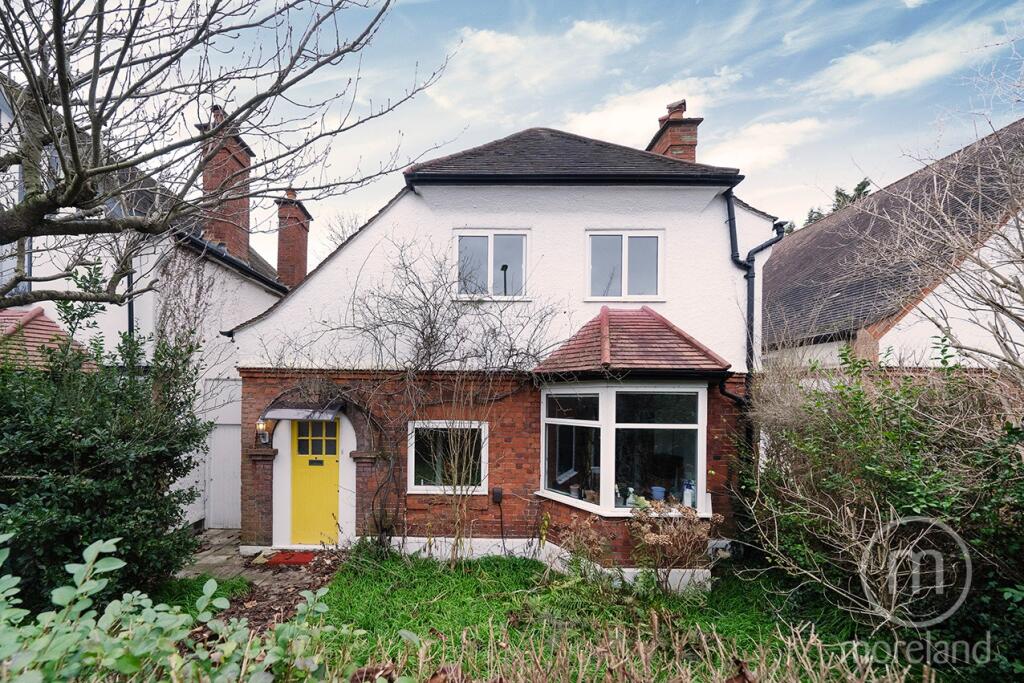 3 bedroom detached house for sale in Wentworth Road, Temple Fortune