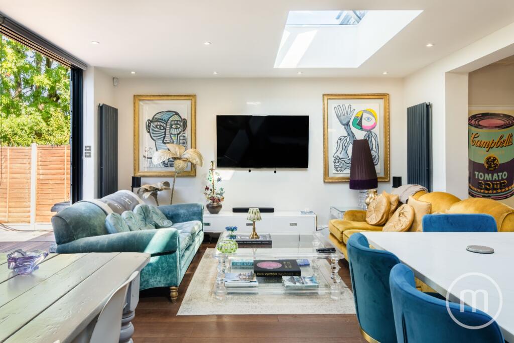 Main image of property: Sanderstead Avenue, London, NW2
