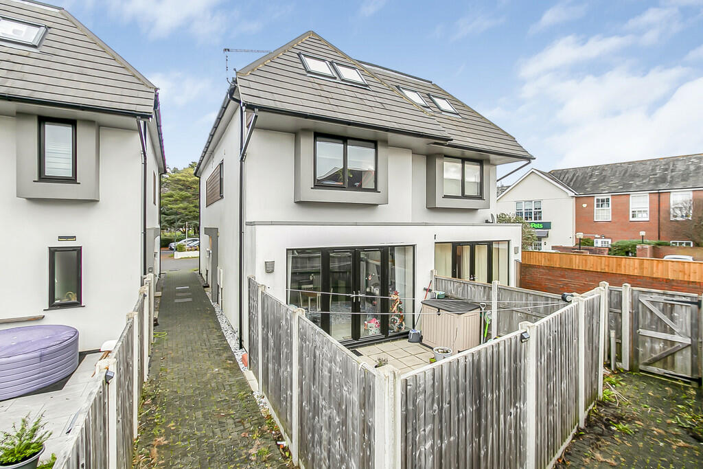 Additional property image - Victoria Park Road, Moordown