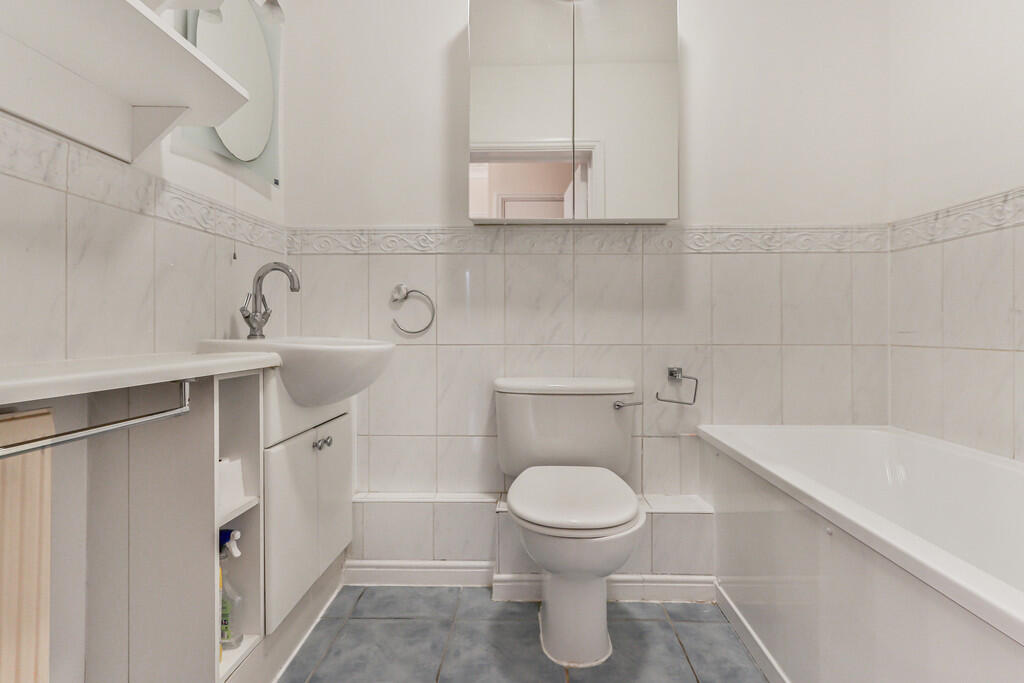 Additional property image - Holdenhurst Road, Bournemouth