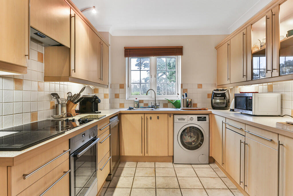 Additional property image - Holdenhurst Road, Bournemouth
