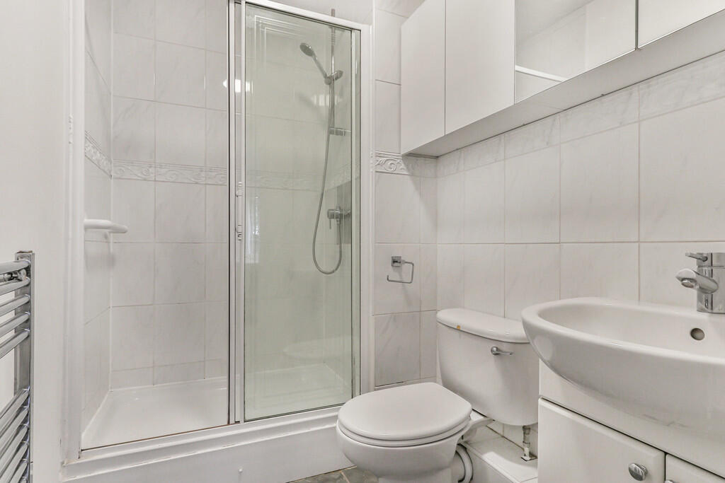 Additional property image - Holdenhurst Road, Bournemouth