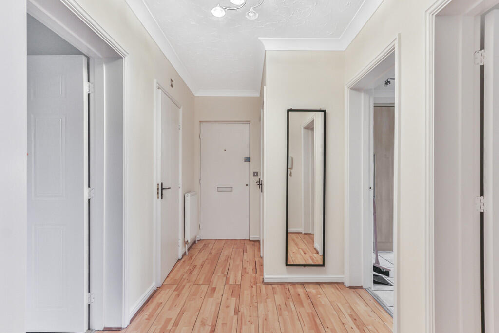 Additional property image - Holdenhurst Road, Bournemouth
