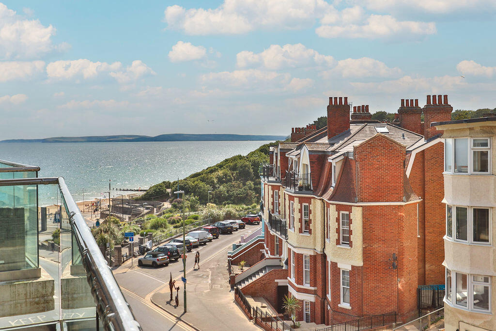 Main image of property: The Point, Marina Close