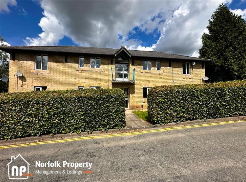 Main image of property: Thorpe Hamlet