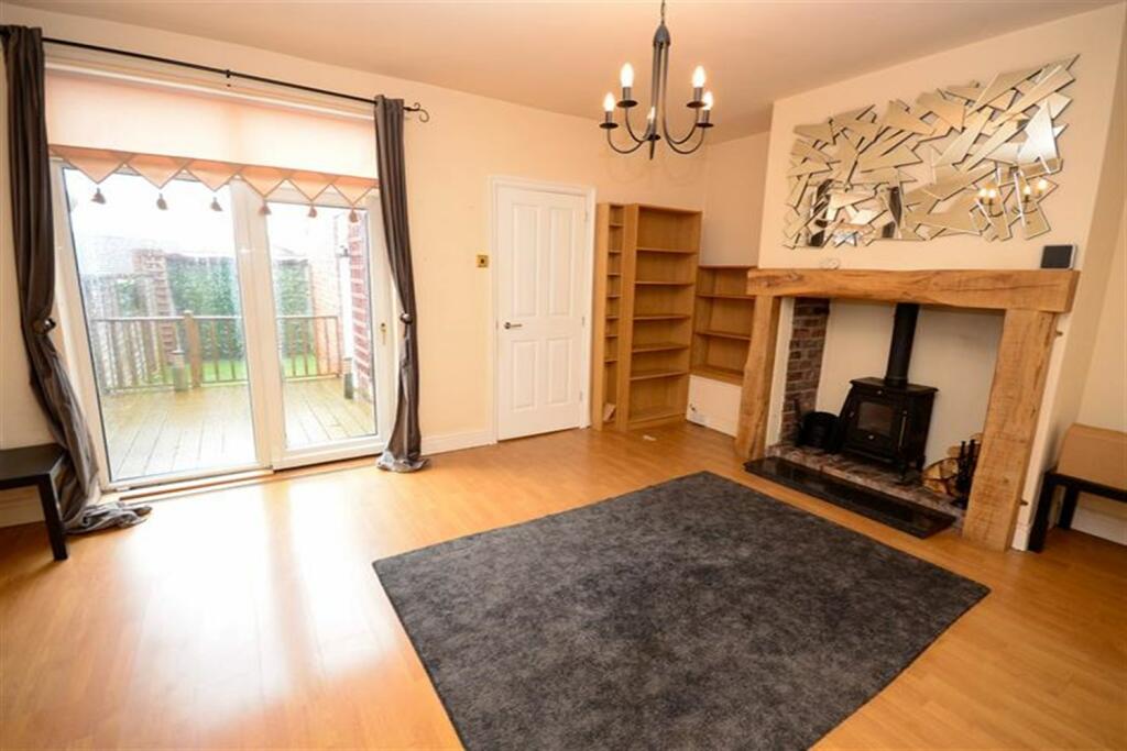 3 bedroom terraced house for sale in West Crescent, Wardley, NE10