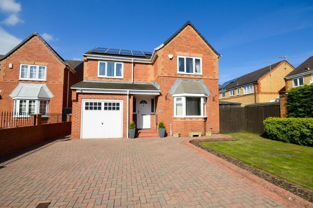 4 bedroom detached house for sale in Parklands Way, Wardley, NE10
