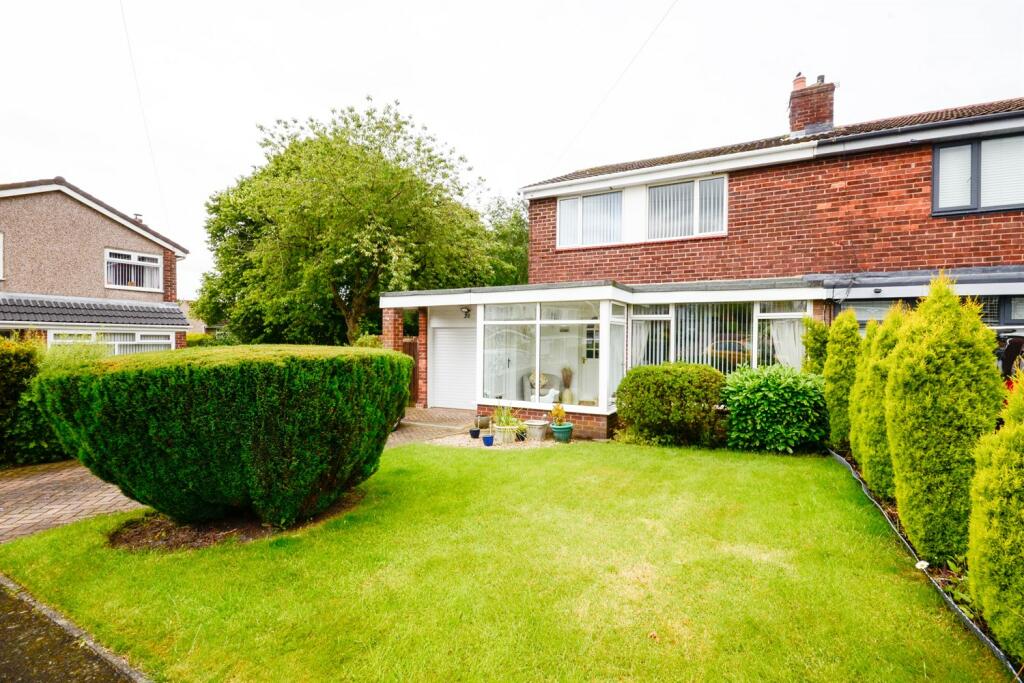 3 bedroom semidetached house for sale in Glenluce, Birtley, DH3