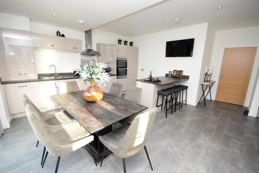 Additional property image - Aspen Close, Birtley