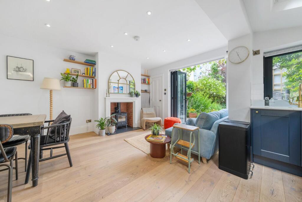 Main image of property: Holmewood Gardens, SW2