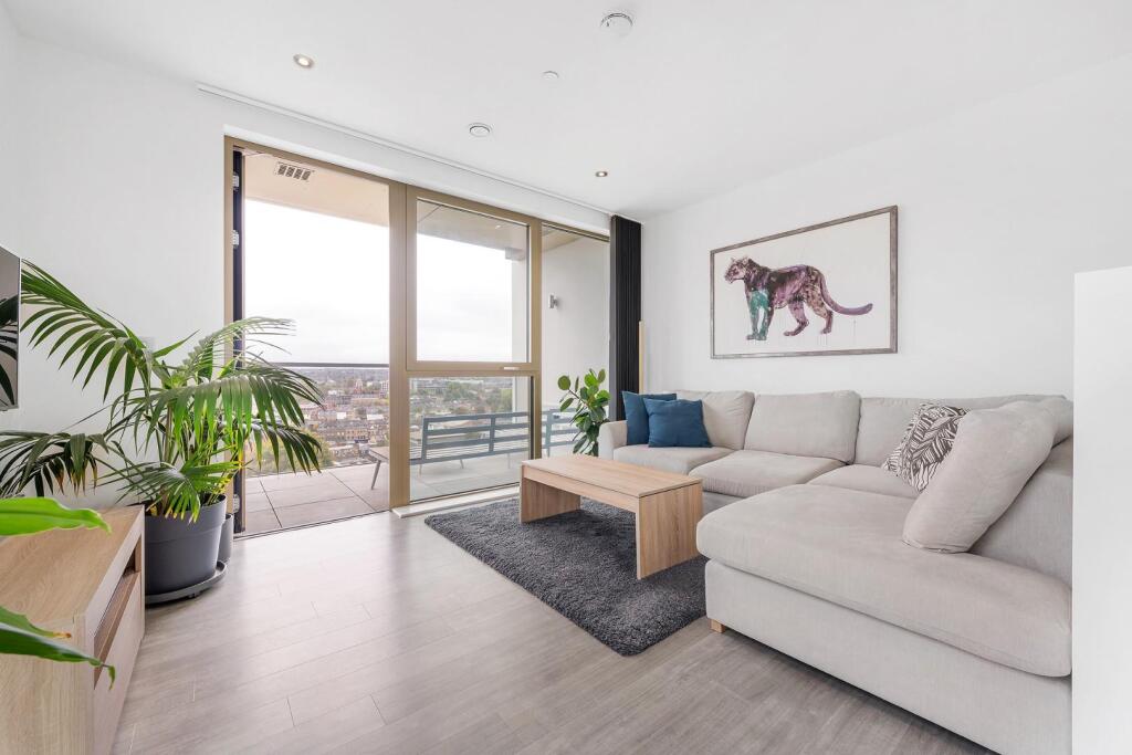 Main image of property: Stockwell Road, SW9