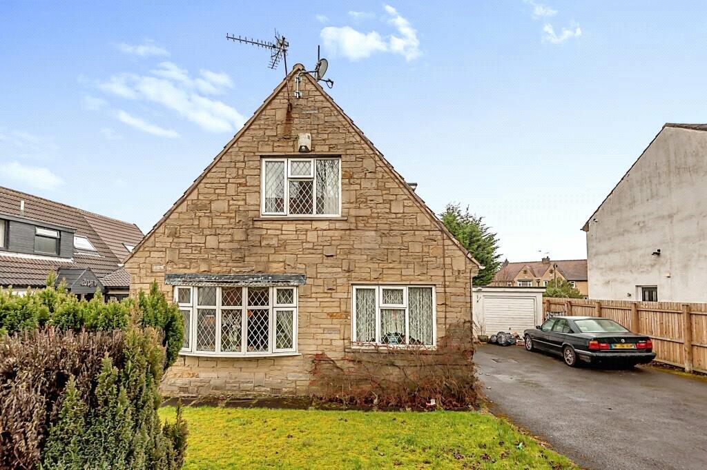 4 bedroom detached house for sale in Highfield Gardens, Bradford, West