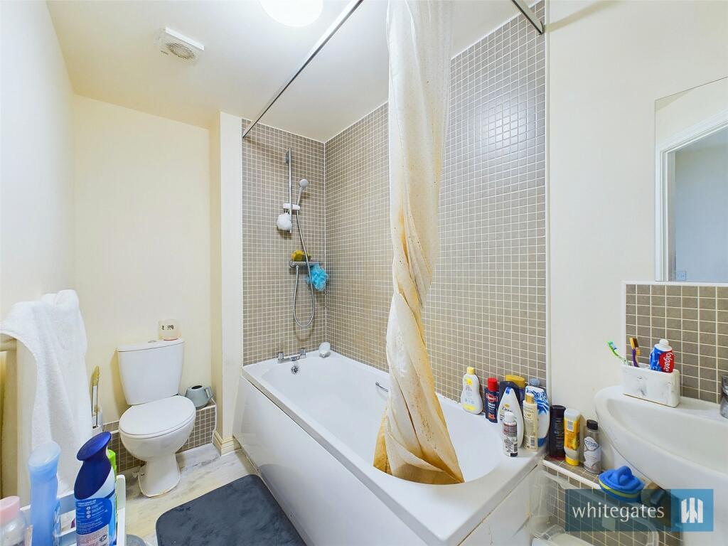 Additional property image - Plantation Drive, Bradford, West Yorkshire, BD9