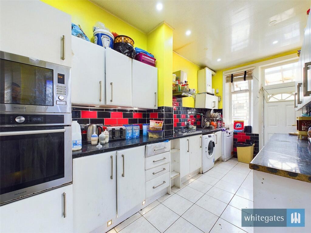 Additional property image - Kingswood Street, Bradford, West Yorkshire, BD7