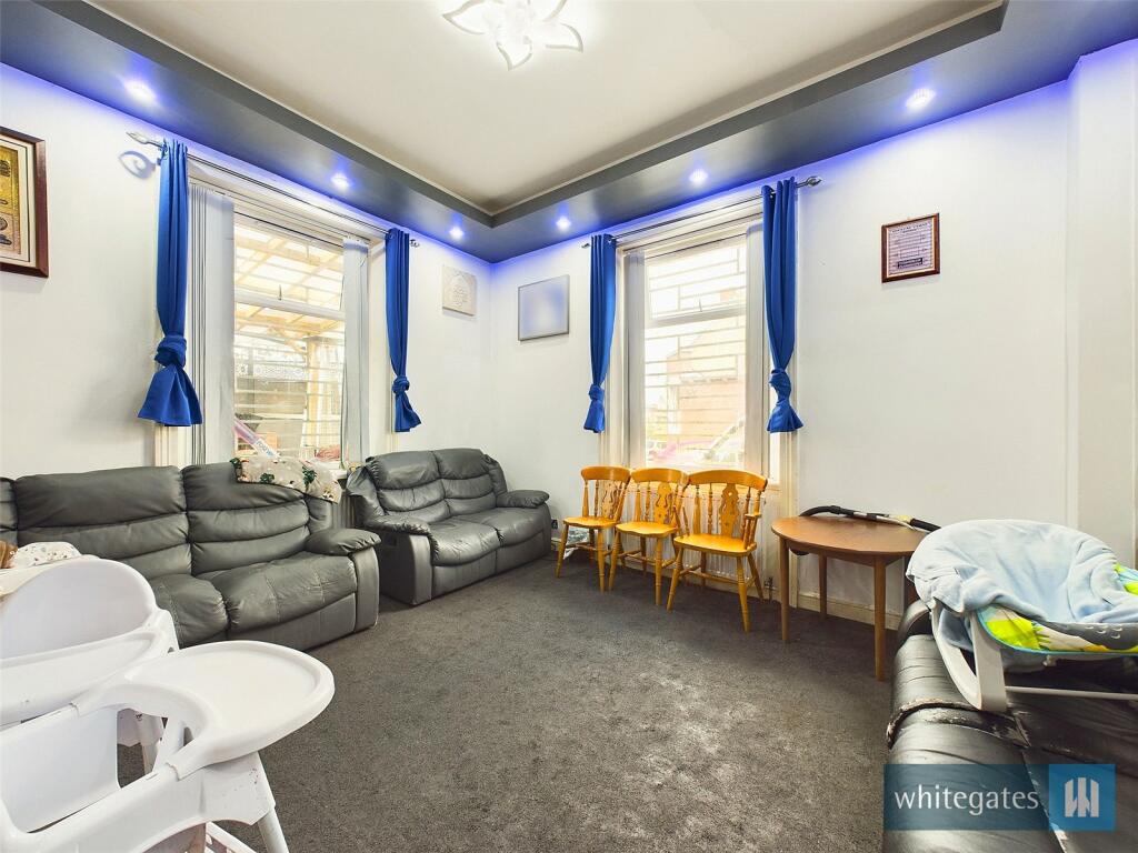 Additional property image - Cross Lane, Bradford, West Yorkshire, BD7