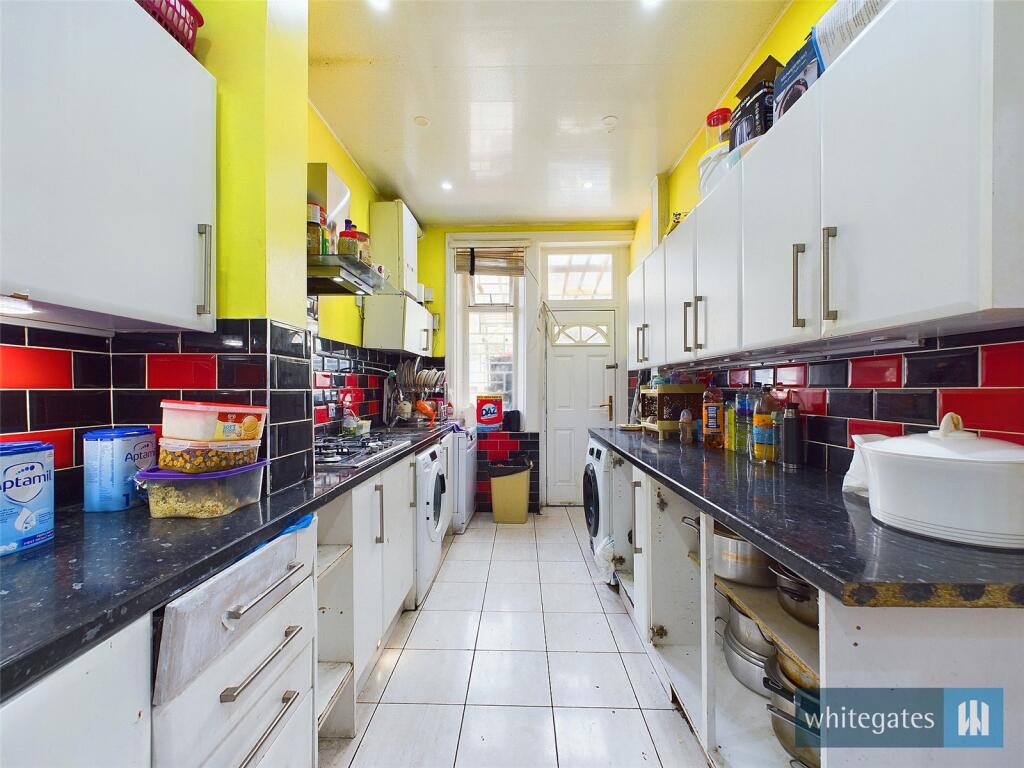 Additional property image - Cross Lane, Bradford, West Yorkshire, BD7