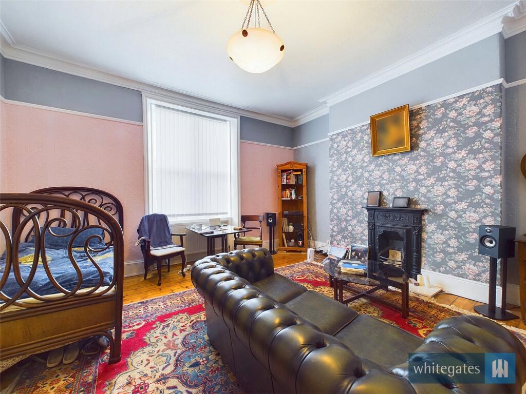Additional property image - Apsley Villas, Apsley Crescent, Bradford, West Yorkshire, BD8