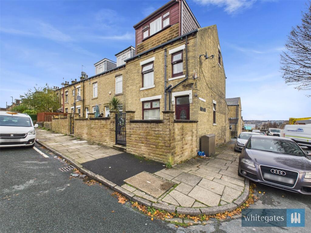 Main image of property: Aberdeen Place, Bradford, West Yorkshire, BD7