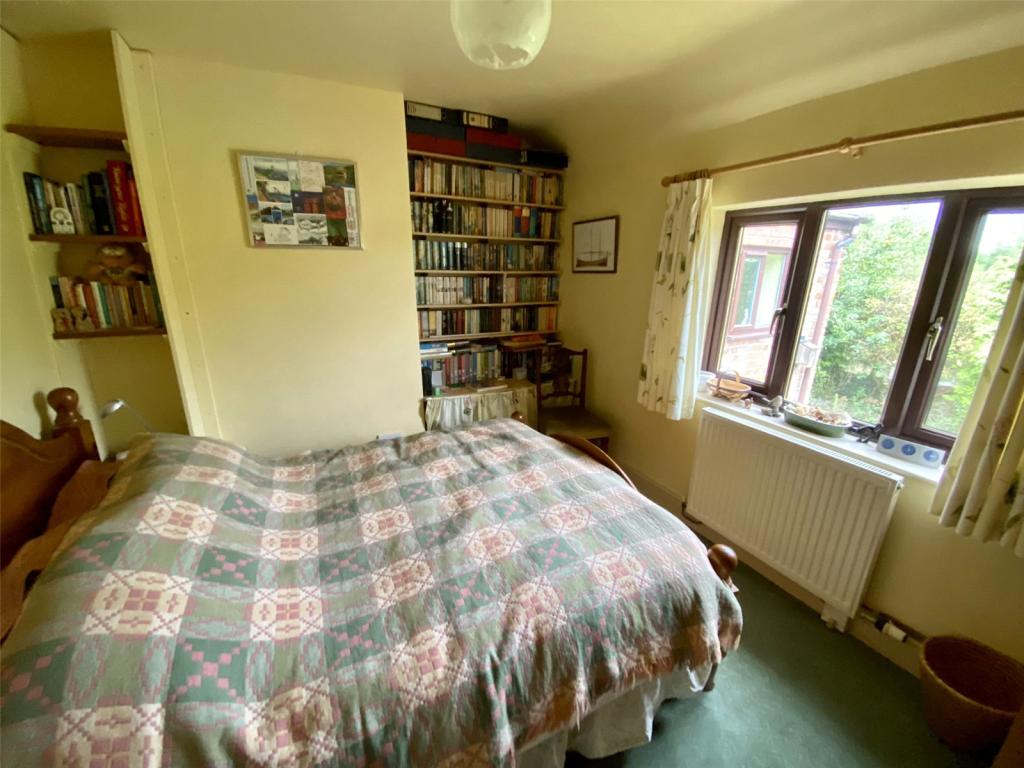 3 bedroom semidetached house for sale in Mount Pleasant, Brymbo