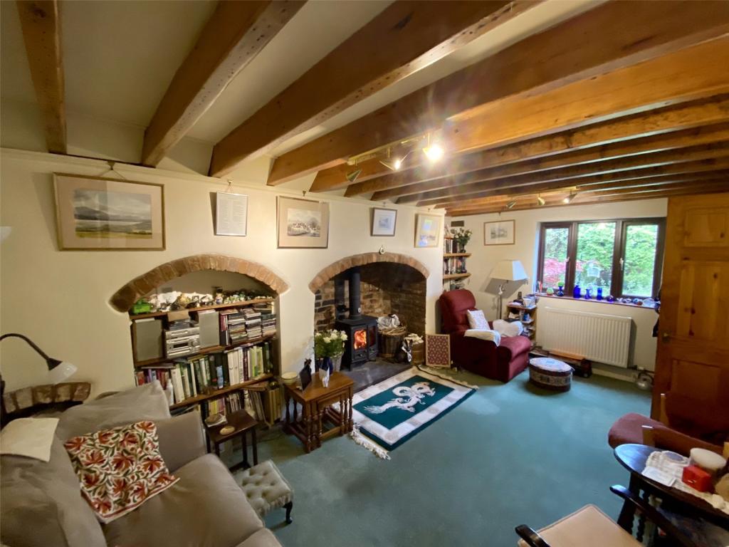 3 bedroom semidetached house for sale in Mount Pleasant, Brymbo