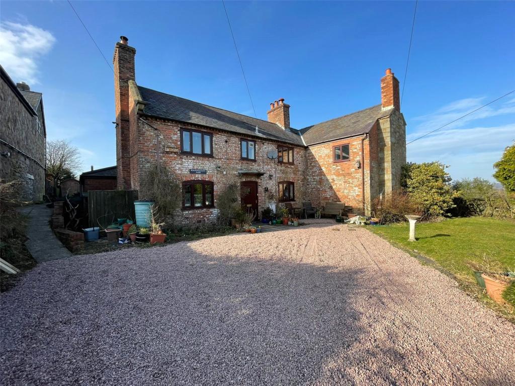 3 bedroom semidetached house for sale in Mount Pleasant, Brymbo