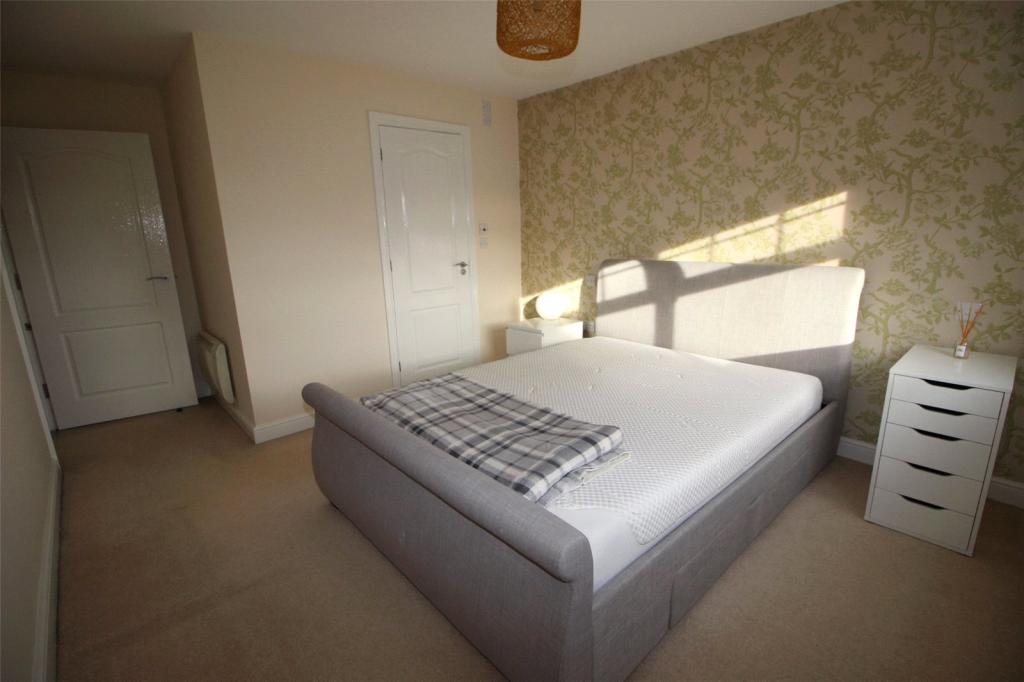 2 bedroom apartment for sale in Kingscroft, Kingsmills Road, Hightown, Wrexham, LL13