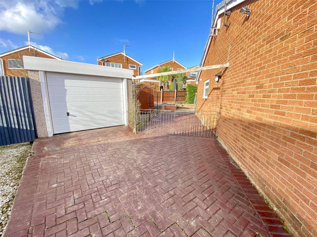 2 bedroom bungalow for sale in Willow Drive, Llay, Wrexham, LL12