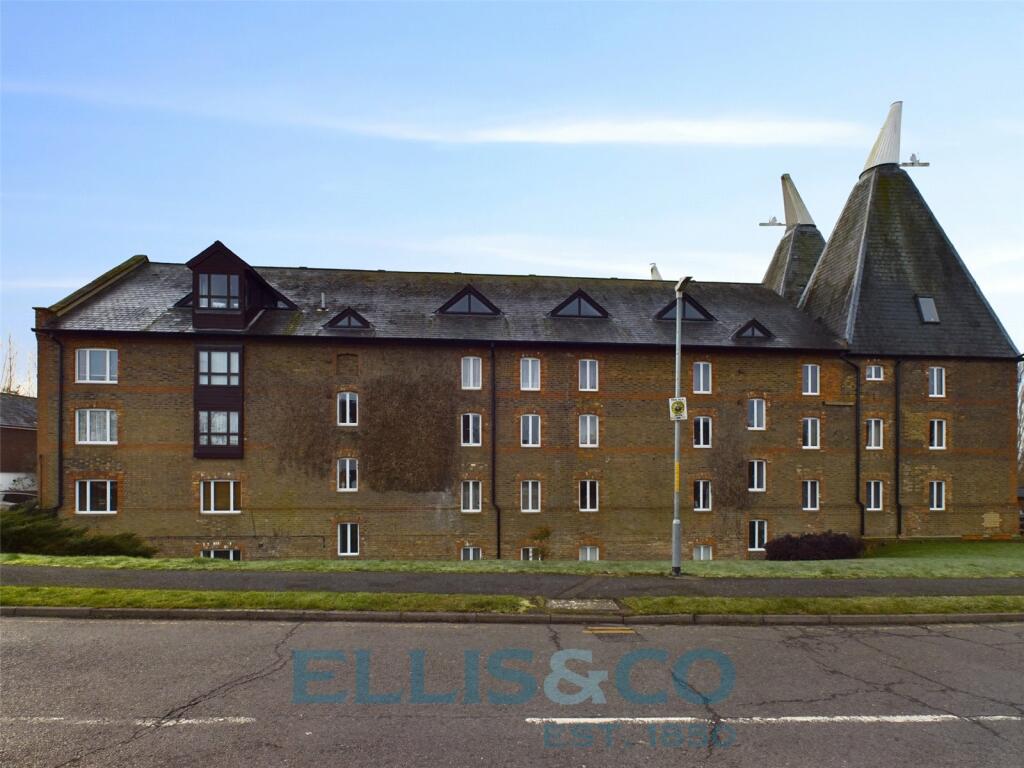 2 bedroom apartment for sale in The Maltings, Carpenters Lane, Hadlow