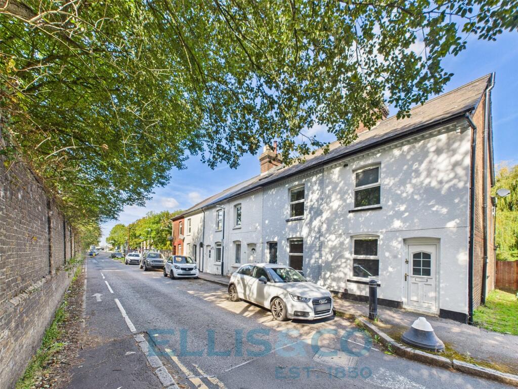 Main image of property: Vale Road, Tonbridge, TN9
