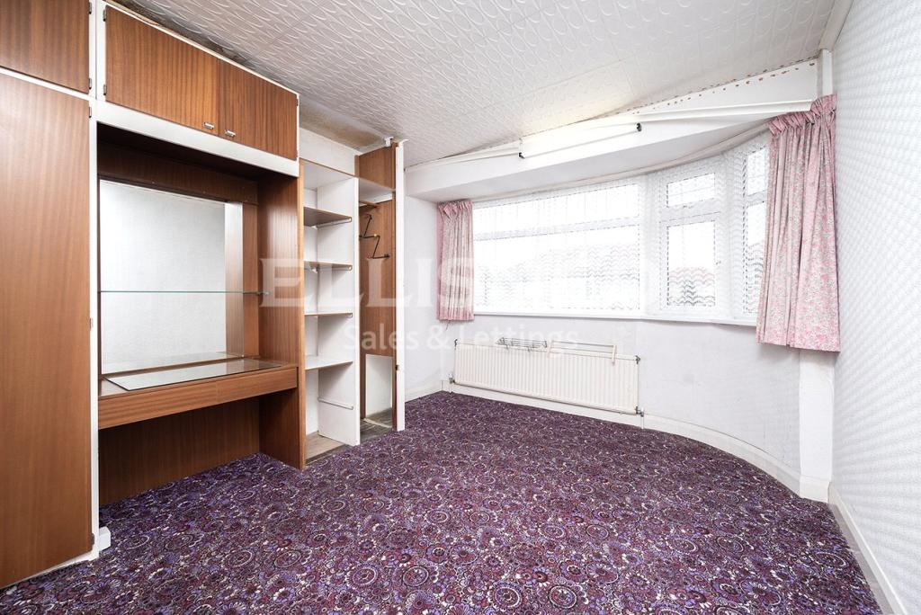 3 bedroom semidetached house for sale in Langland Crescent, Stanmore