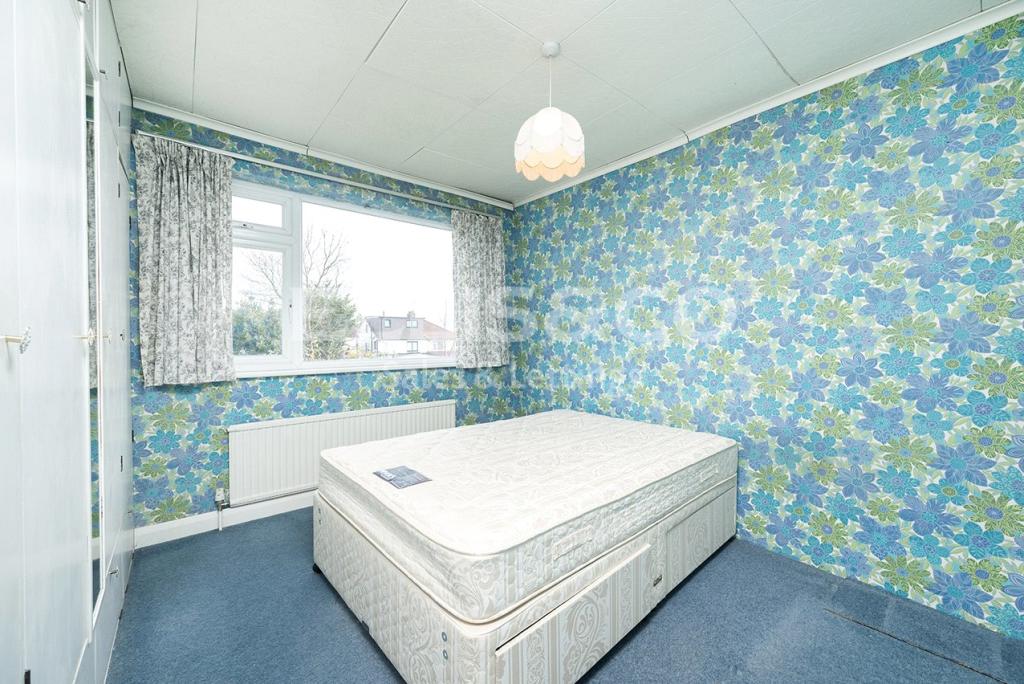 3 bedroom semidetached house for sale in Langland Crescent, Stanmore