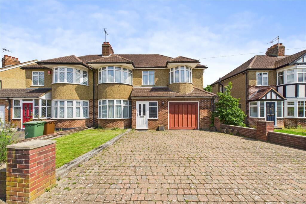 Main image of property: Southbourne Close, Pinner, Middlesex, HA5