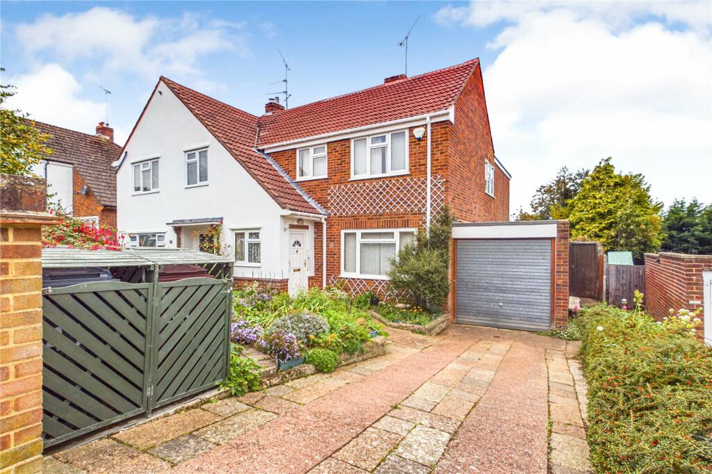 4 bedroom semidetached house for sale in Brooksby Road, Tilehurst