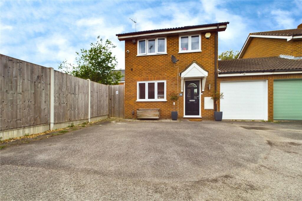 3 bedroom link detached house for sale in Embrook Way, Calcot, Reading