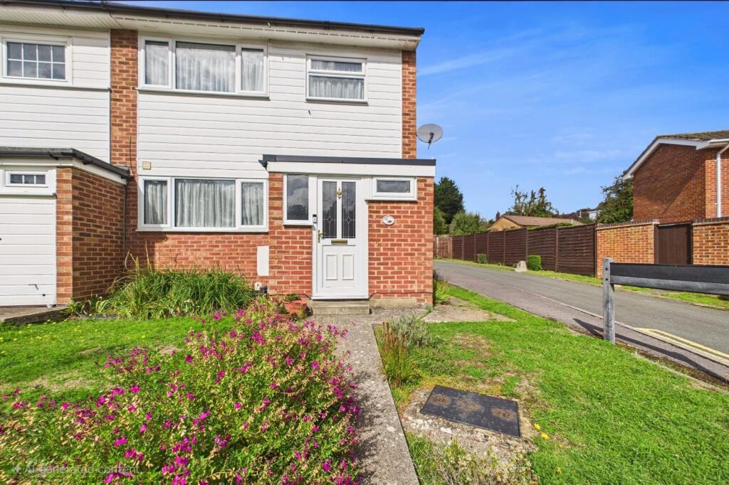 Main image of property: Chichester Road, Tilehurst, Reading, Berkshire, RG30