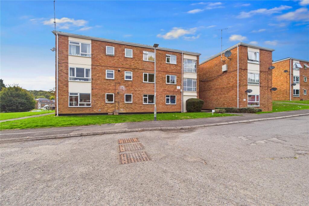 Main image of property: Colliers Way, Reading, Berkshire, RG30