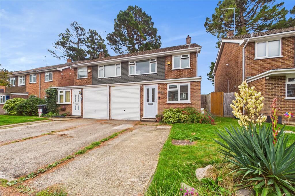Main image of property: Cecil Aldin Drive, Tilehurst, Reading, Berkshire, RG31