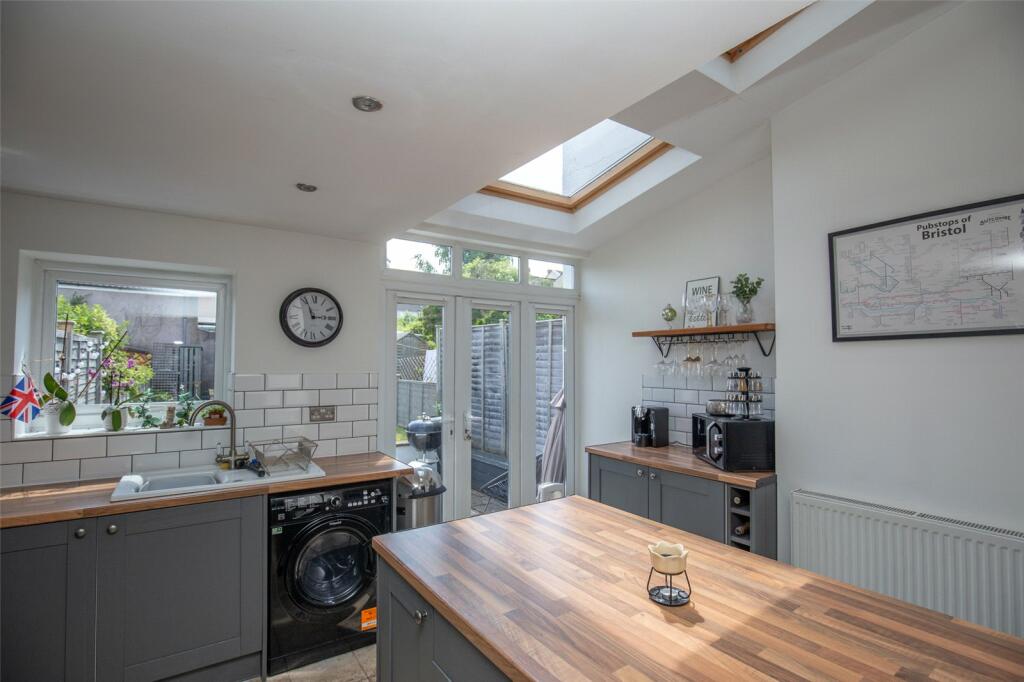 Additional property image - Eastfield Terrace, Bristol, BS9
