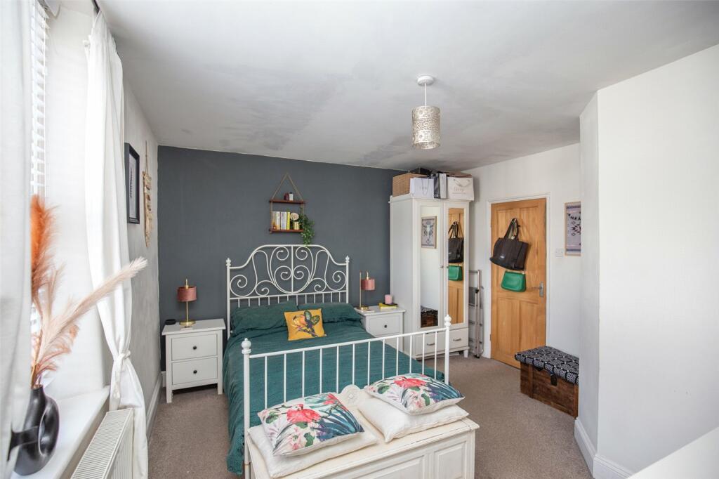 Additional property image - Eastfield Terrace, Bristol, BS9