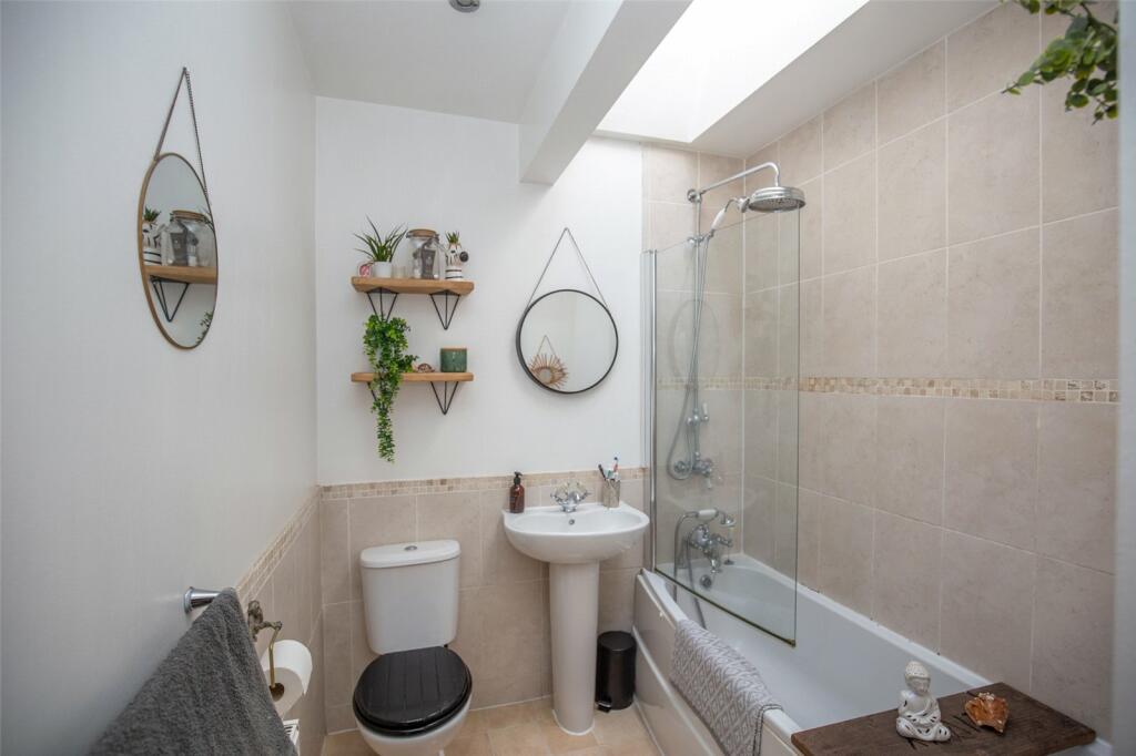 Additional property image - Eastfield Terrace, Bristol, BS9