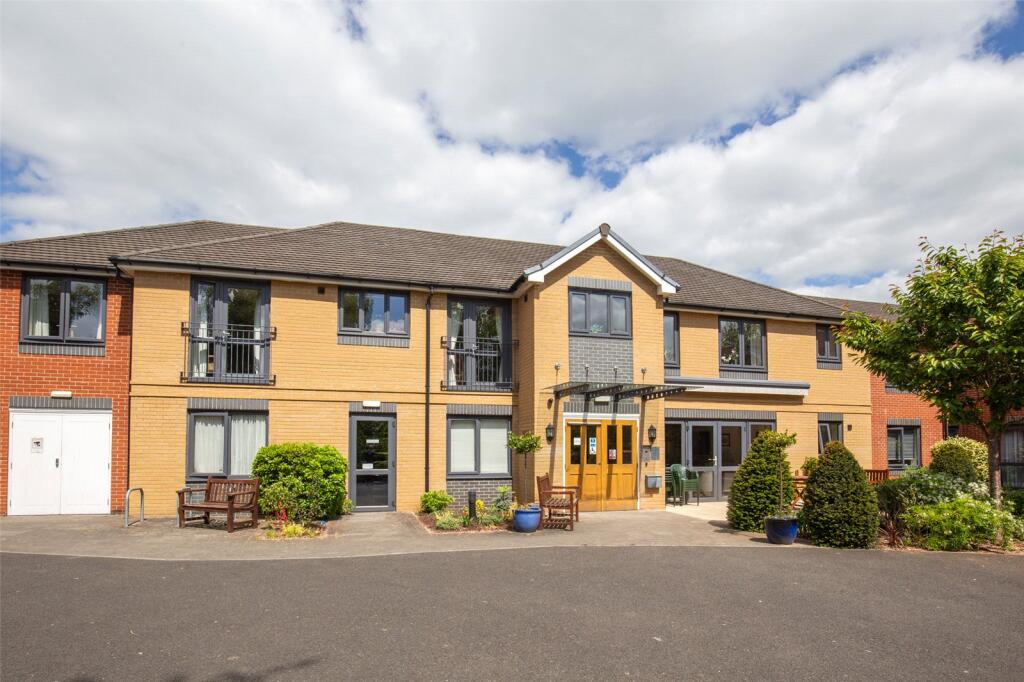 Main image of property: Henleaze Terrace, Bristol, BS9